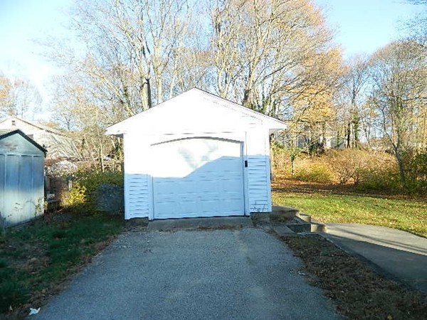 45 Archer Road Rockland, MA 02370 - Photo 6 of 25 Gallery Image 6