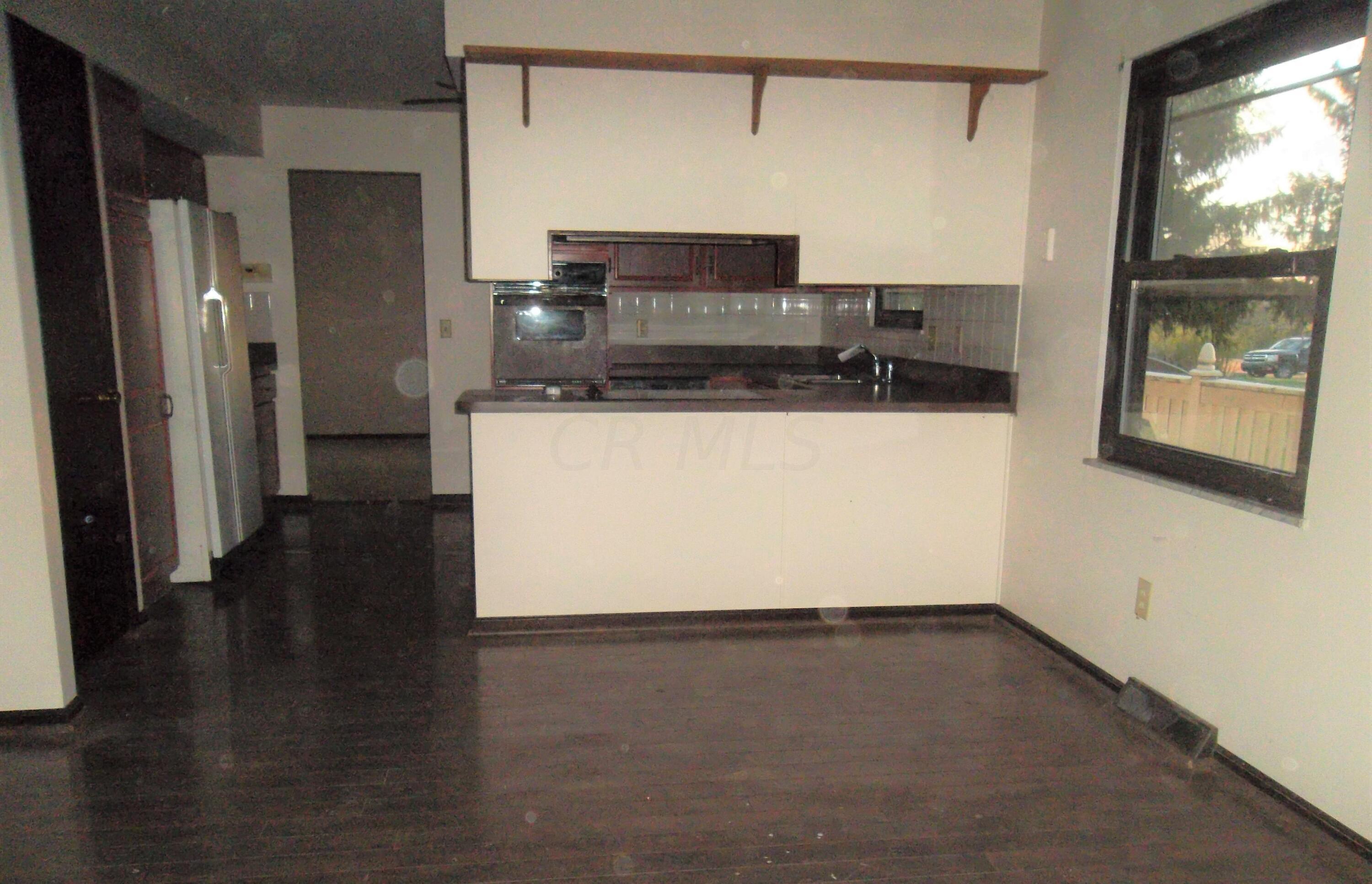 12705 Commercial Point Road Ashville, OH 43103 - Photo 13 of 28 Eating space