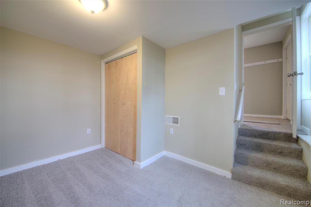25550 Student Redford, MI 48239 - Photo 4 of 13