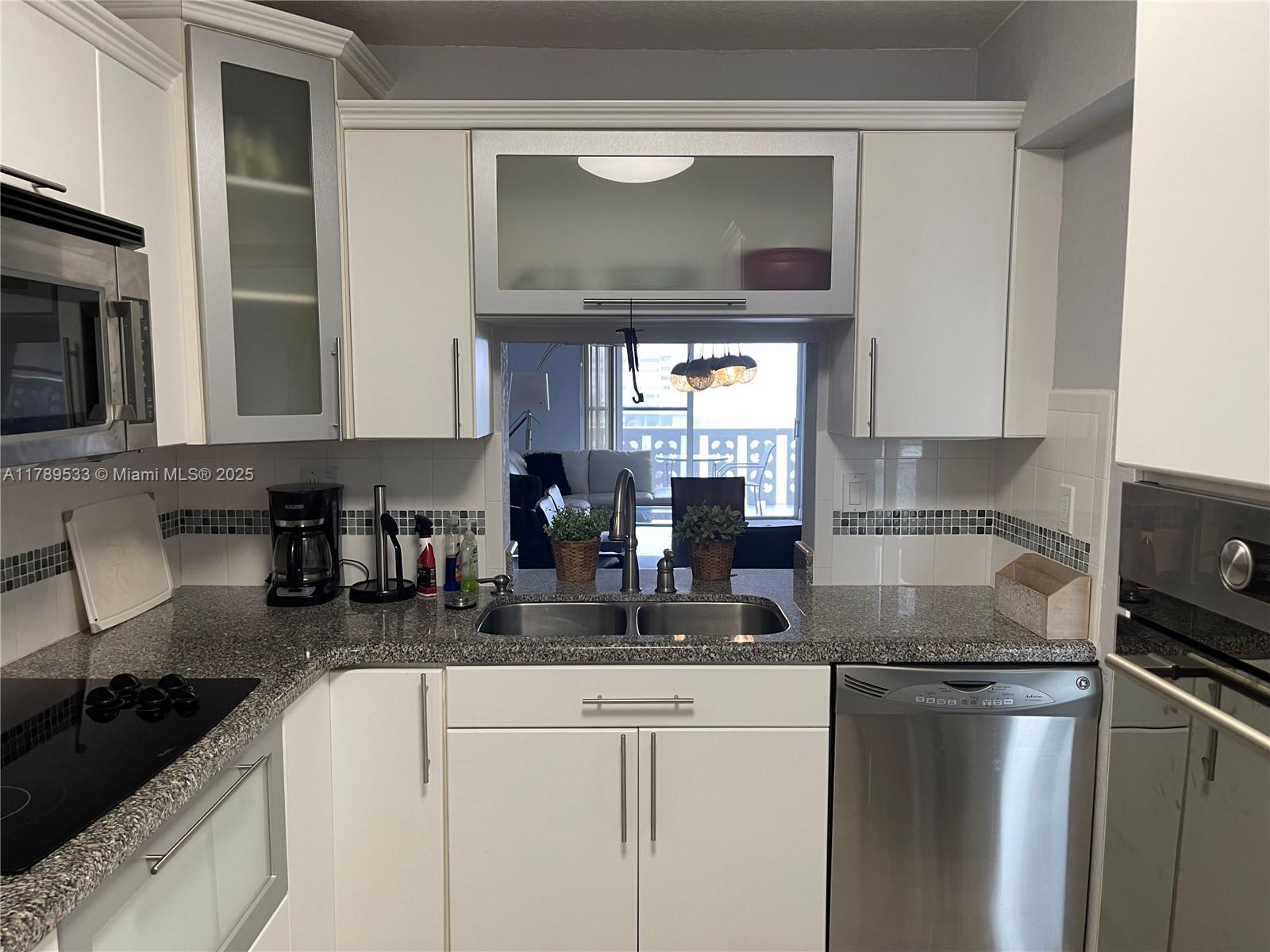 1893 South Ocean Dr Unit 506