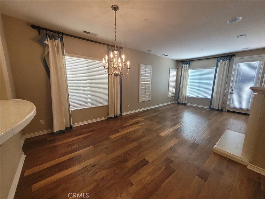 4022 Sutton Court Riverside, CA 92501 - Photo 6 of 20 Gallery Image 6