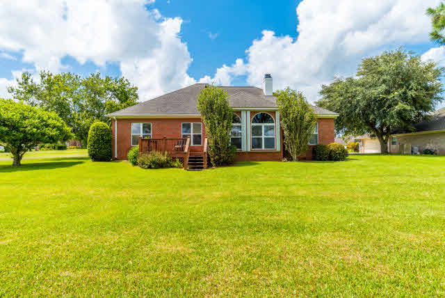 9372 Lakeview Drive Foley, AL 36535 - Photo 3 of 18