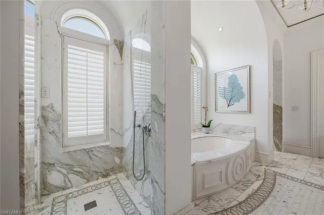 $12,300,000 | 3125 Leeward Lane, Naples, FL 34103