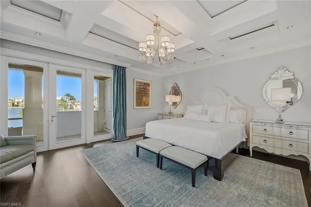 $12,300,000 | 3125 Leeward Lane, Naples, FL 34103