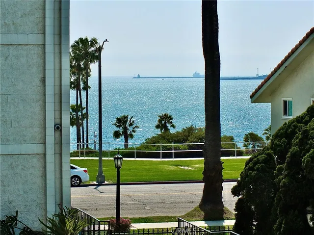 $859,000 | 2601 East Ocean Boulevard, Unit 205, Long Beach, CA 90803