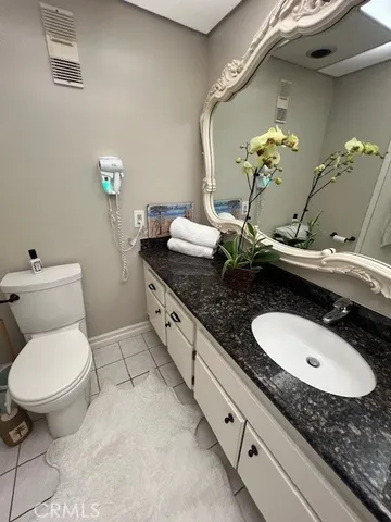 $859,000 | 2601 East Ocean Boulevard, Unit 205, Long Beach, CA 90803