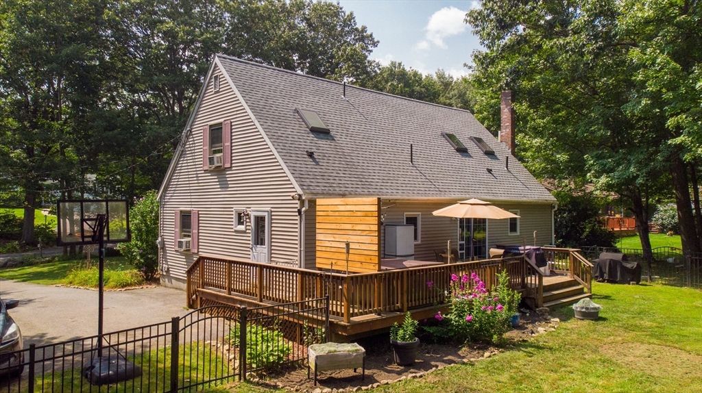 25 Colony Road Westminster, MA 01473 - Photo 2 of 43 Gallery Image 2