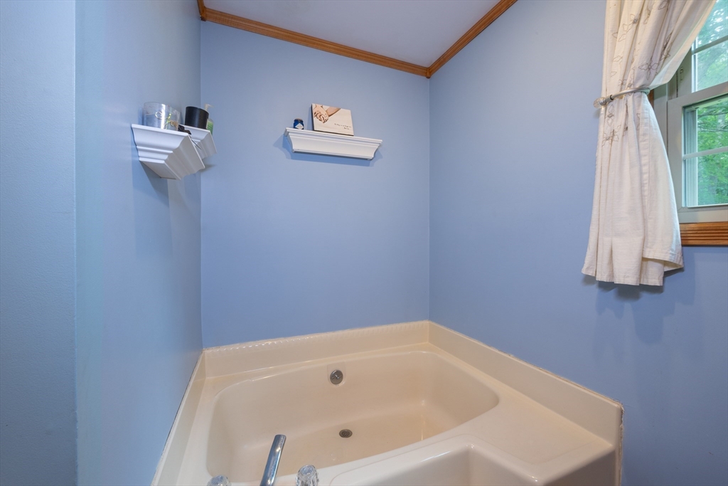 25 Colony Road Westminster, MA 01473 - Photo 21 of 43 Gallery Image 21