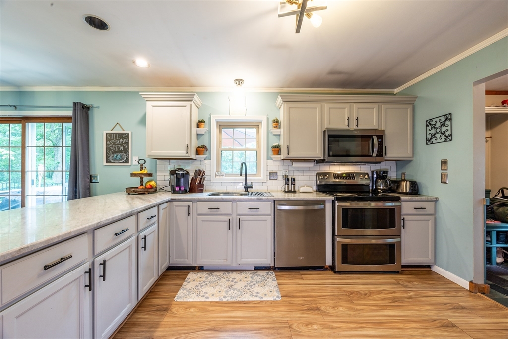 25 Colony Road Westminster, MA 01473 - Photo 6 of 43 Gallery Image 6