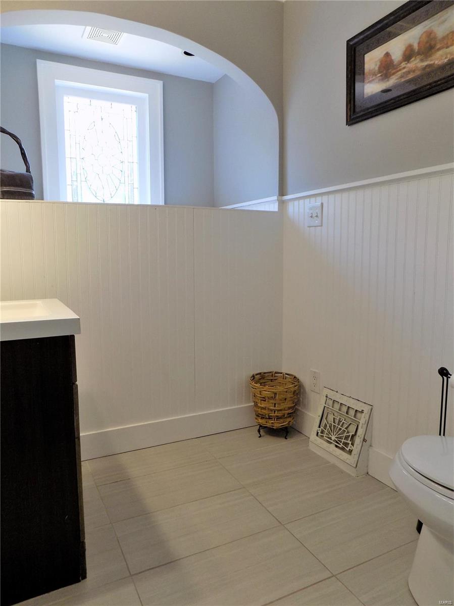 801 South Berry Road St. Louis, MO 63122 - Photo 22 of 50 Gallery Image 22
