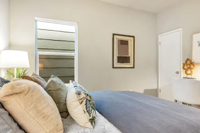 $995,000 | 964 61st Street, Oakland, CA 94608