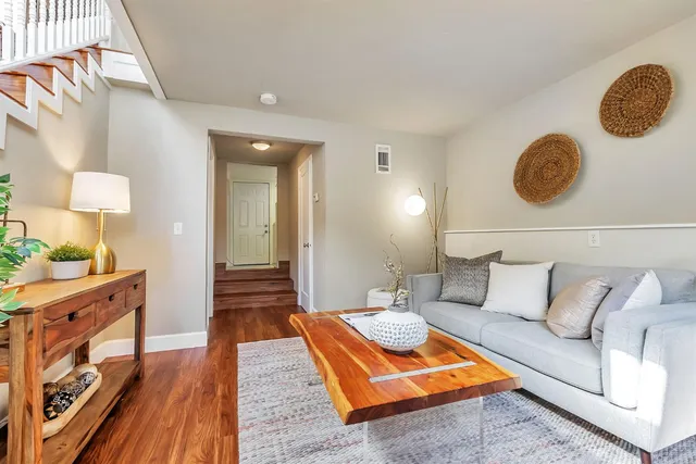 $995,000 | 964 61st Street, Oakland, CA 94608