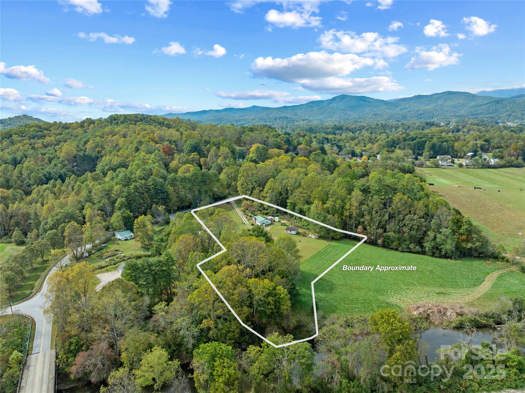 841 Elm Bend Road Brevard, NC 28712 - Photo 7 of 26 a view of a tennis court
