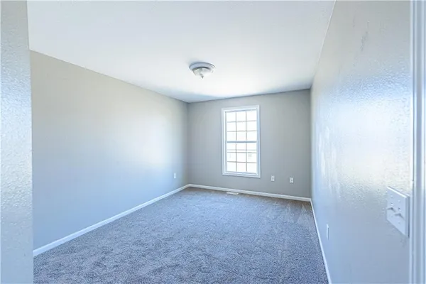 $340,000 | 520 West 18th Terrace, Ottawa, KS 66067