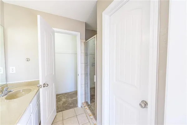 $340,000 | 520 West 18th Terrace, Ottawa, KS 66067