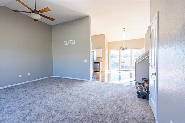$340,000 | 520 West 18th Terrace, Ottawa, KS 66067
