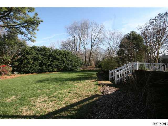 4619 Water Oak Road Charlotte, NC 28211 - Photo 14 of 16 Gallery Image 14