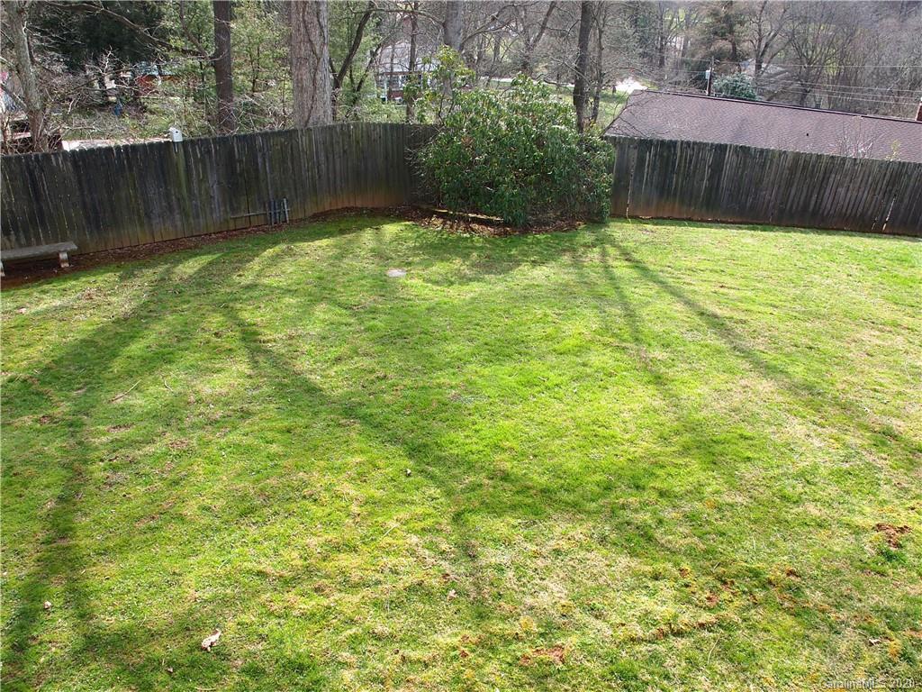 4490 Old Clyde Road Clyde, NC 28721 - Photo 9 of 33