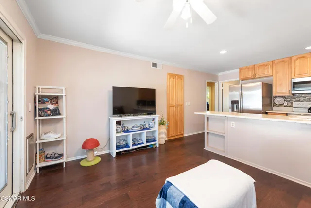 $799,950 | 1122 Canterford Circle, Westlake Village, CA 91361