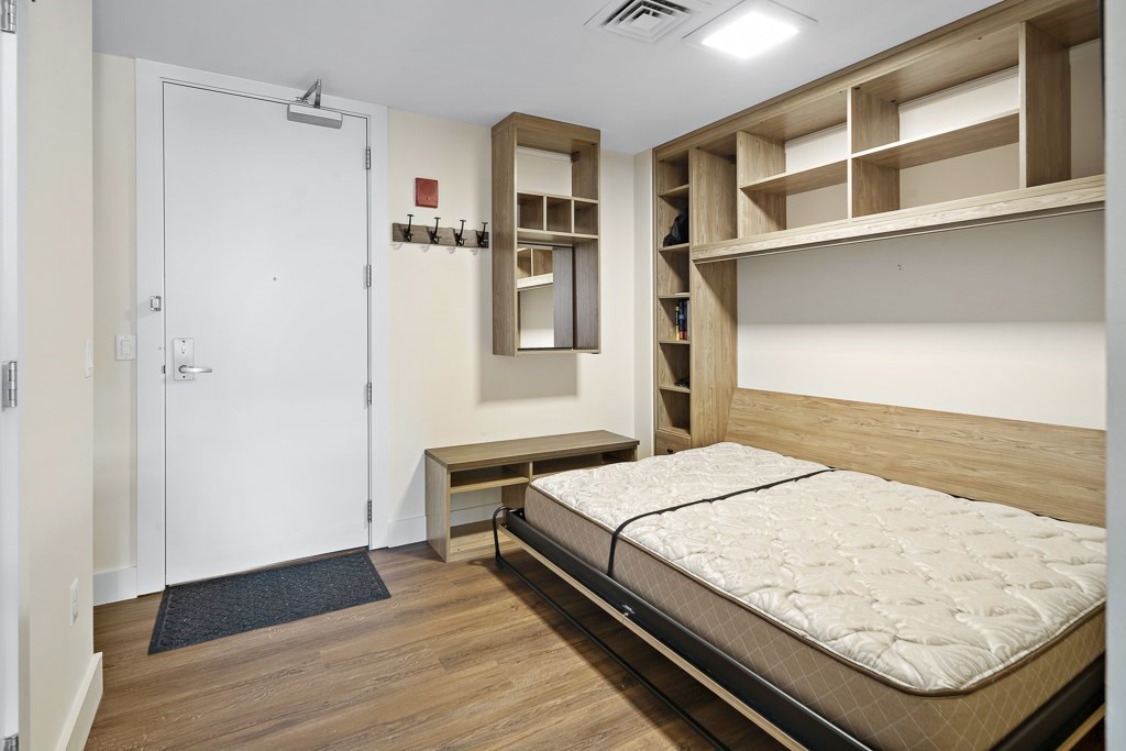 121 Portland Street, Unit 902 Boston, MA 02114 - Photo 12 of 18