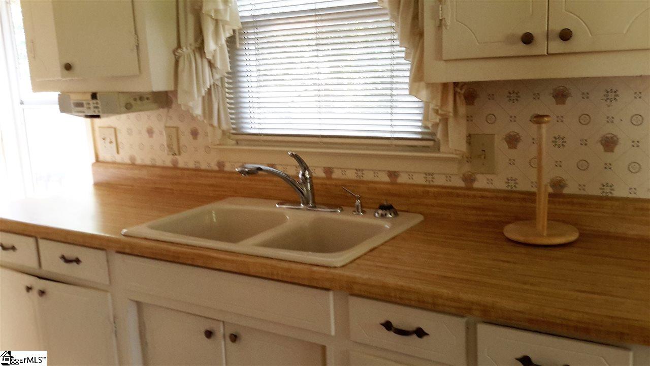 158 Will Palmer Road Union, SC 29379 - Photo 9 of 27