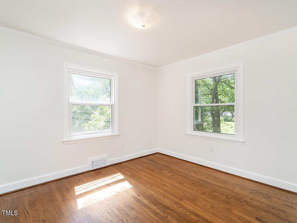 2434 Morningside Drive Burlington, NC 27217 - Photo 18 of 30 25 2434_MorningsideDr FrntBdrm1_MLS