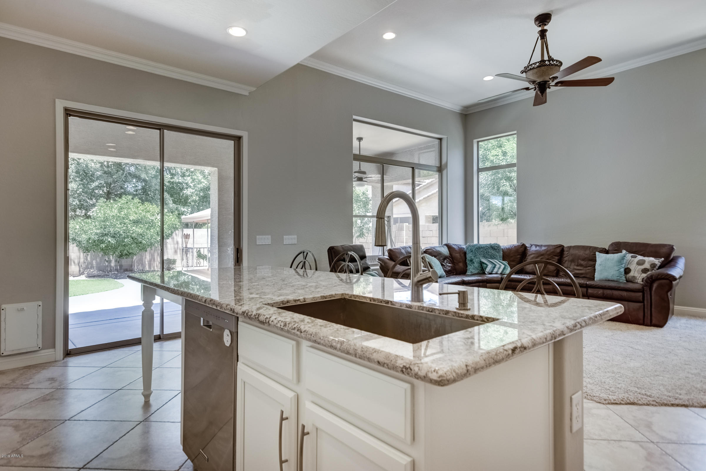 4114 East Reins Road Gilbert, AZ 85297 - Photo 21 of 78 4114 E Reins Rd-24