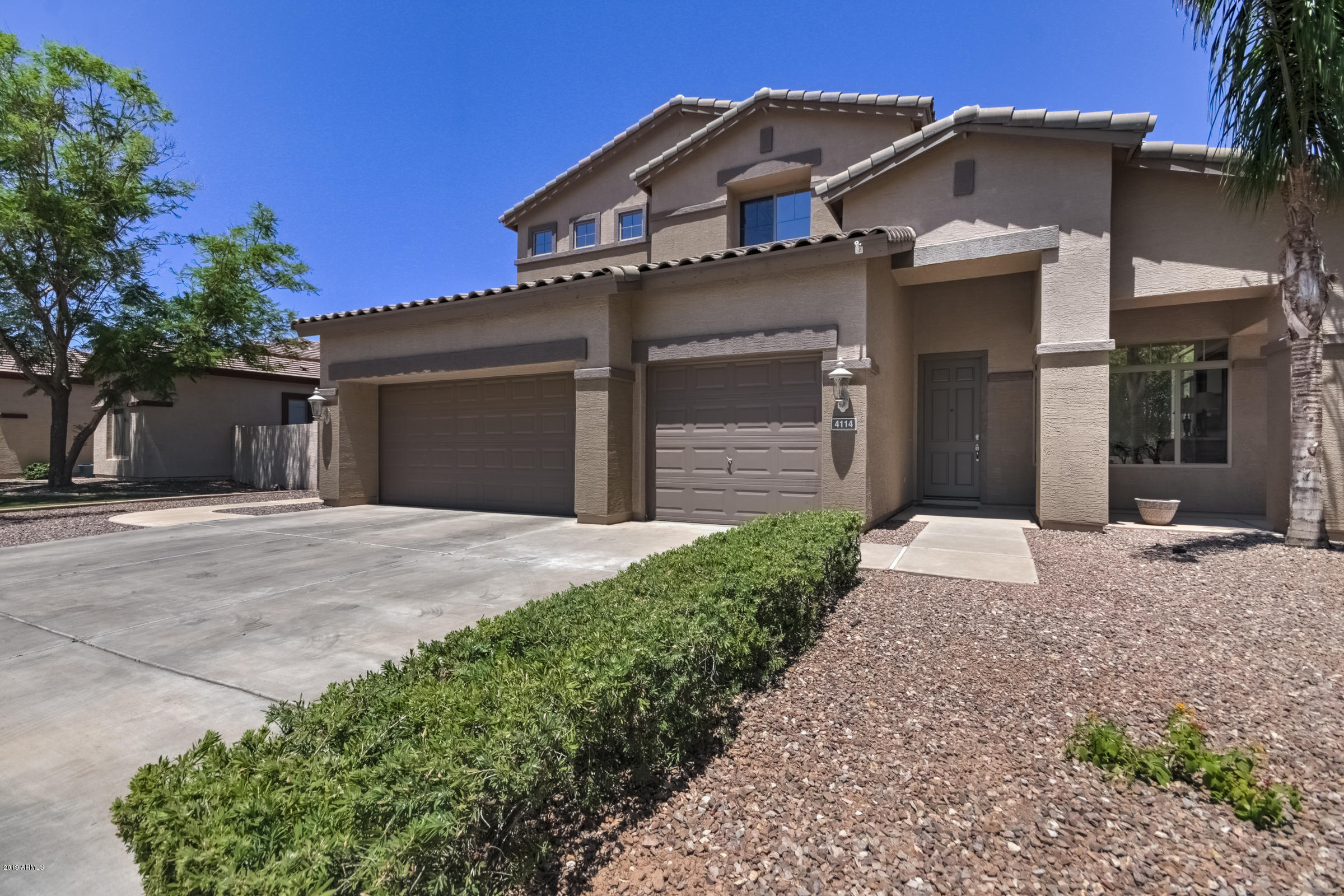 4114 East Reins Road Gilbert, AZ 85297 - Photo 4 of 78 4114 E Reins Rd-7