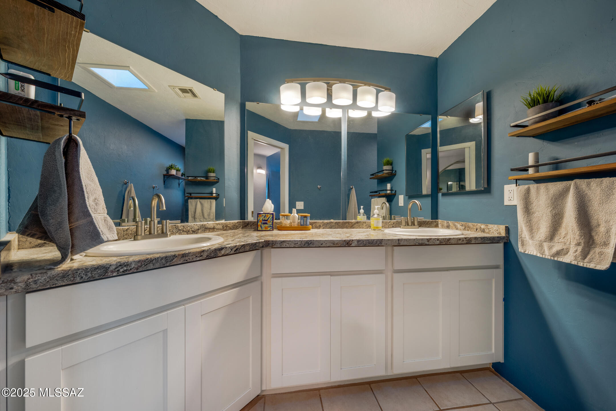 2625 West Flamebrook Road Tucson, AZ 85741 - Photo 12 of 19 Gallery Image 12