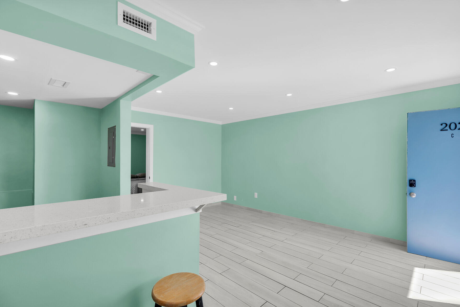 201 Coppitt Road, Unit 202C Key West, FL 33040 - Photo 6 of 31 a view of kitchen