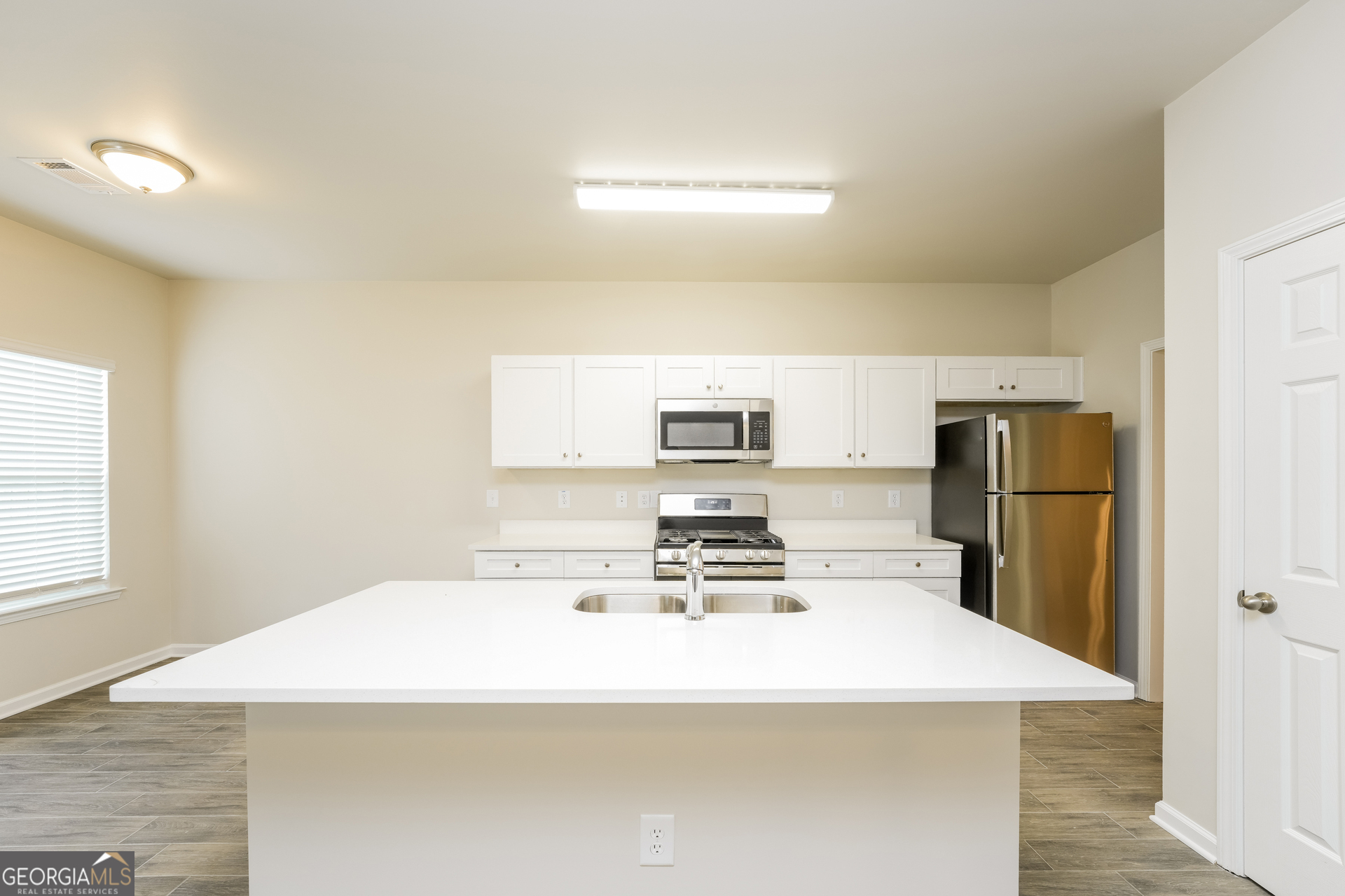 5907 Grande River Road Atlanta, GA 30349 - Photo 9 of 17