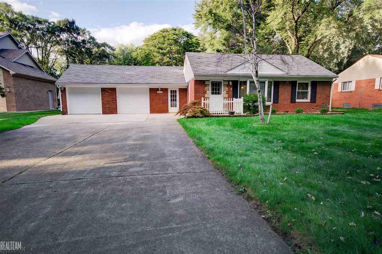5175 Jamestown Road Utica, MI 48317 - Photo 1 of 20 31303139.JPG