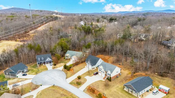 $399,900 | 521 Mantle Drive, Lynchburg, VA 24501