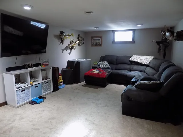 $214,999 | 631 10th Street, Lafayette, MN 56054