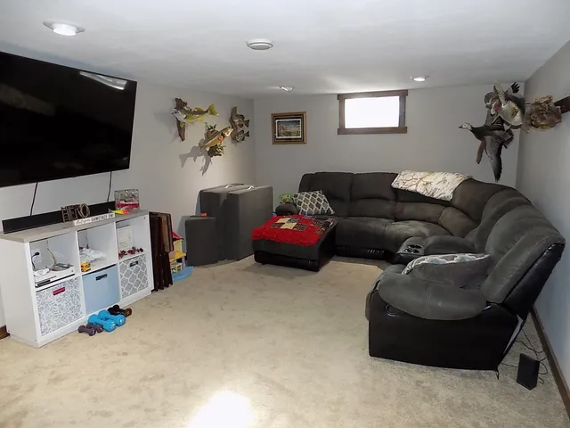 $214,999 | 631 10th Street, Lafayette, MN 56054