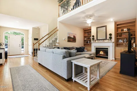 $528,000 | 911 North Columbia Street, Chapel Hill, NC 27516