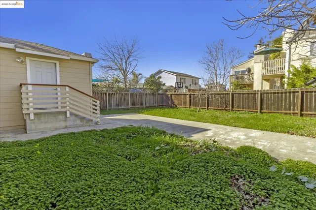 $990,000 | 827 Chestnut Street, Redwood City, CA 94063