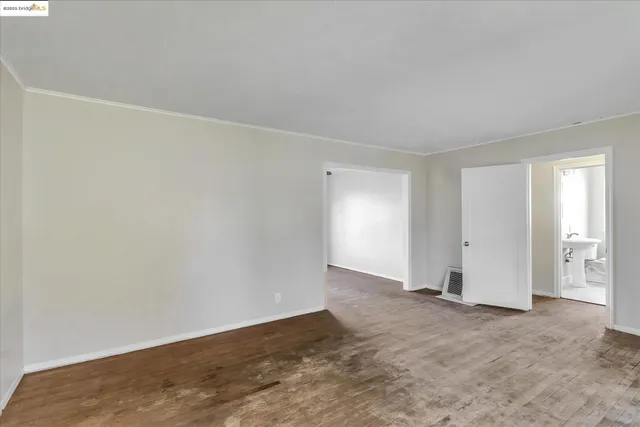 $990,000 | 827 Chestnut Street, Redwood City, CA 94063