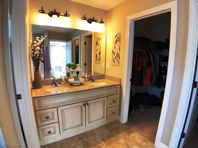 1189 Belrose Road Cleveland, OH 44124 - Photo 23 of 32