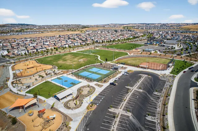 $635,000 | 3124 Sunny Gate Lane, Folsom, CA 95630