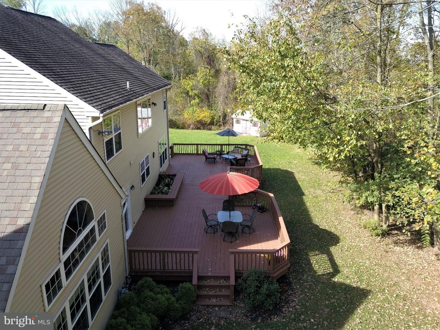 17 Pheasant Road Audubon, PA 19403 - Photo 21 of 21 Deck