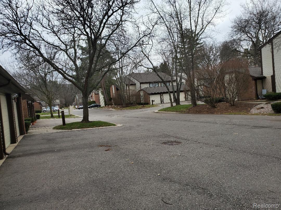 24447 Evergreen Road Southfield, MI 48075 - Photo 34 of 34 thumbnail (38).jpg