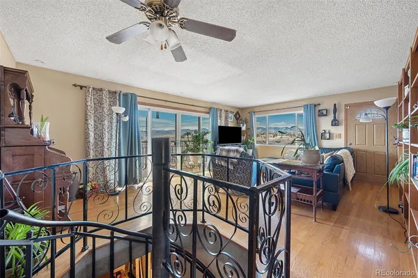 $1,395,000 | 2540 South Kipling Street, Lakewood, CO 80227