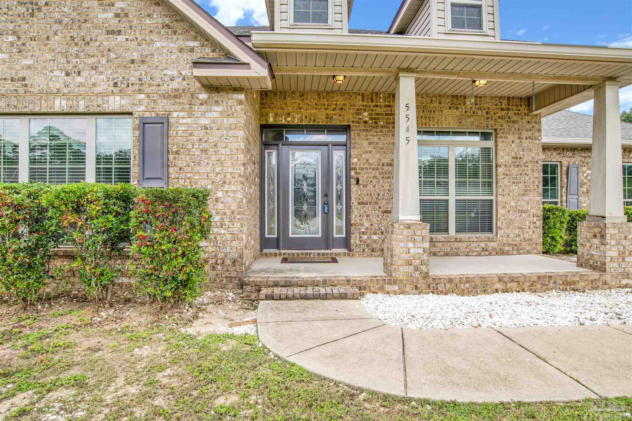 5545 Heatherton Road Milton, FL 32570 - Photo 2 of 36