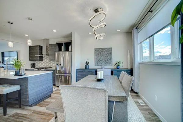 $537,600 | 4992 161st Street West, Lakeville, MN 55044