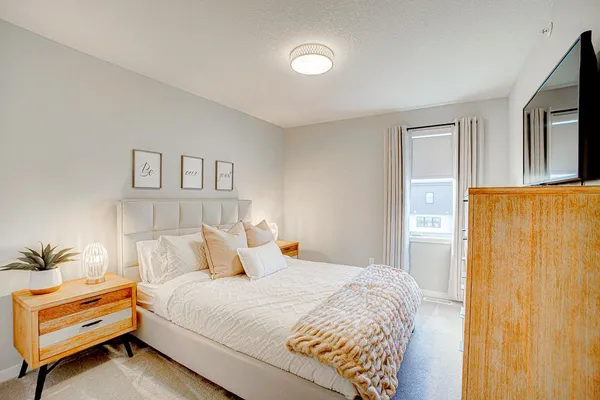 $537,600 | 4992 161st Street West, Lakeville, MN 55044