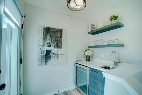 $537,600 | 4992 161st Street West, Lakeville, MN 55044