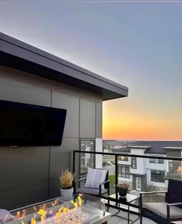 $537,600 | 4992 161st Street West, Lakeville, MN 55044