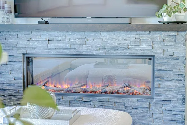 $537,600 | 4992 161st Street West, Lakeville, MN 55044