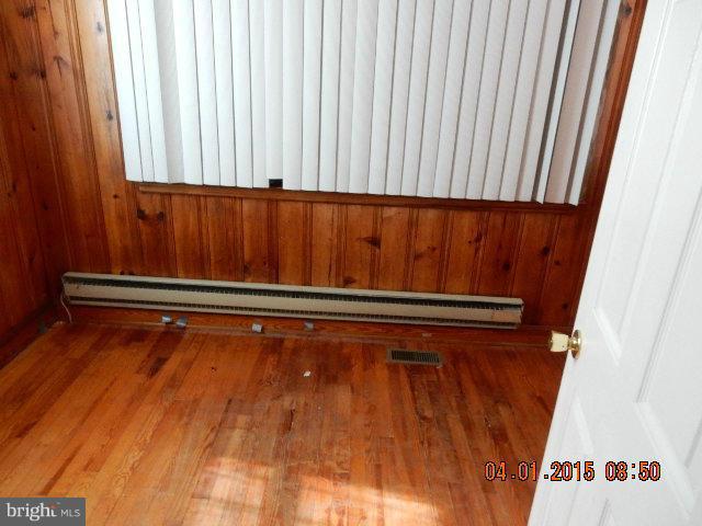 3115 White Way Road Baltimore, MD 21219 - Photo 5 of 11 Interior (General)